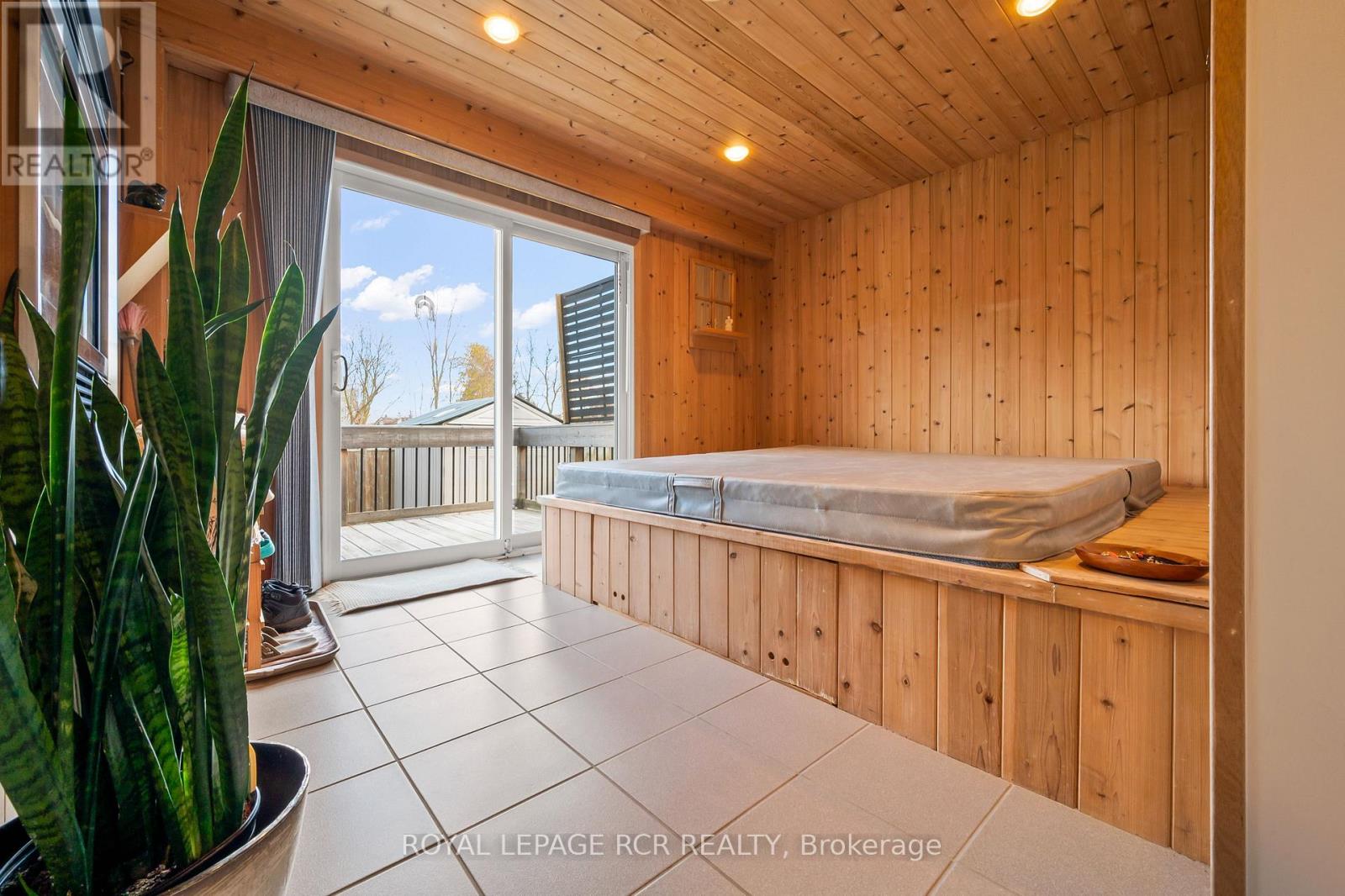 37 Margaret Street, Orangeville, Ontario  L9W 2N5 - Photo 14 - W12503096