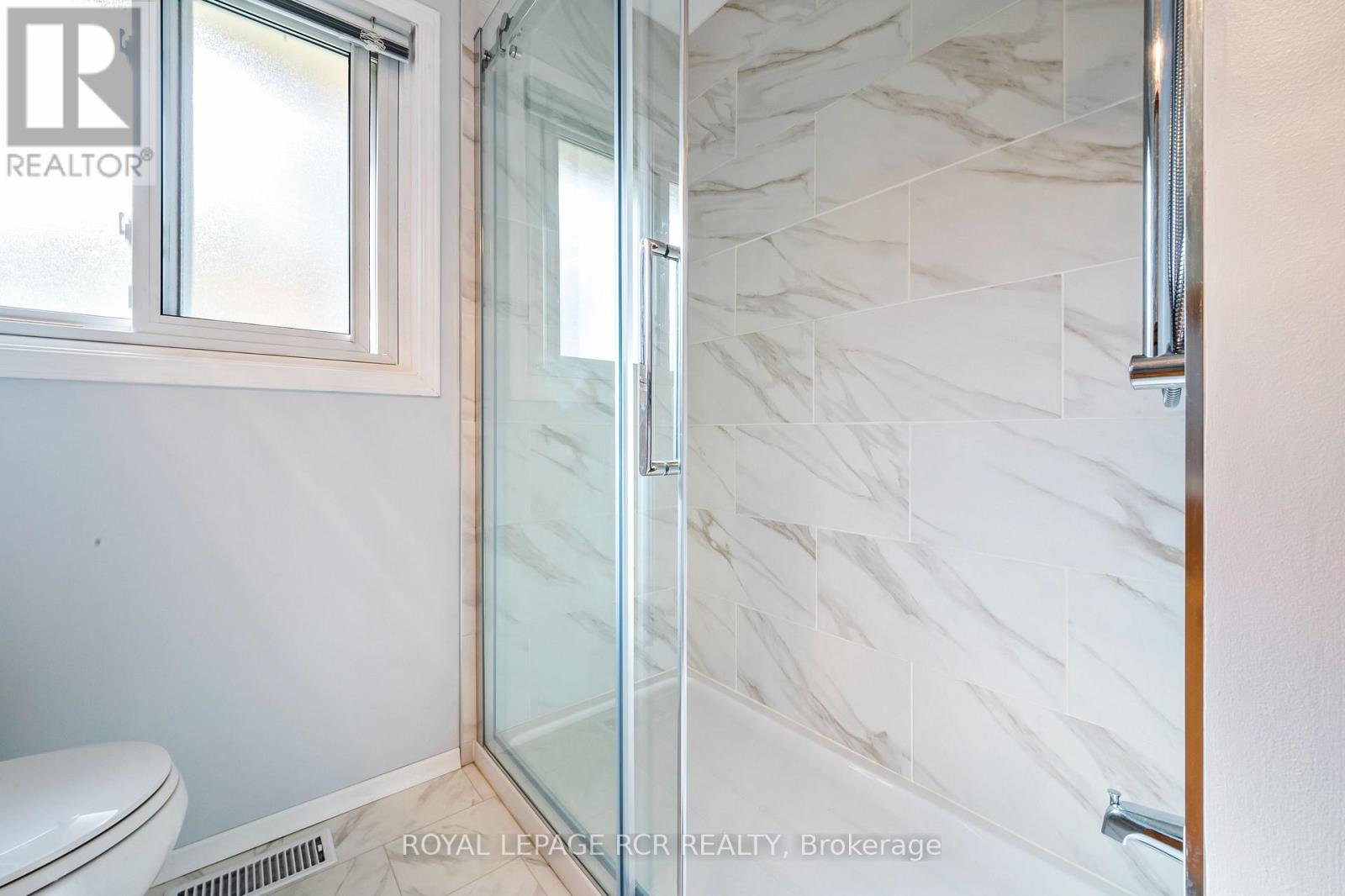 37 Margaret Street, Orangeville, Ontario  L9W 2N5 - Photo 22 - W12503096