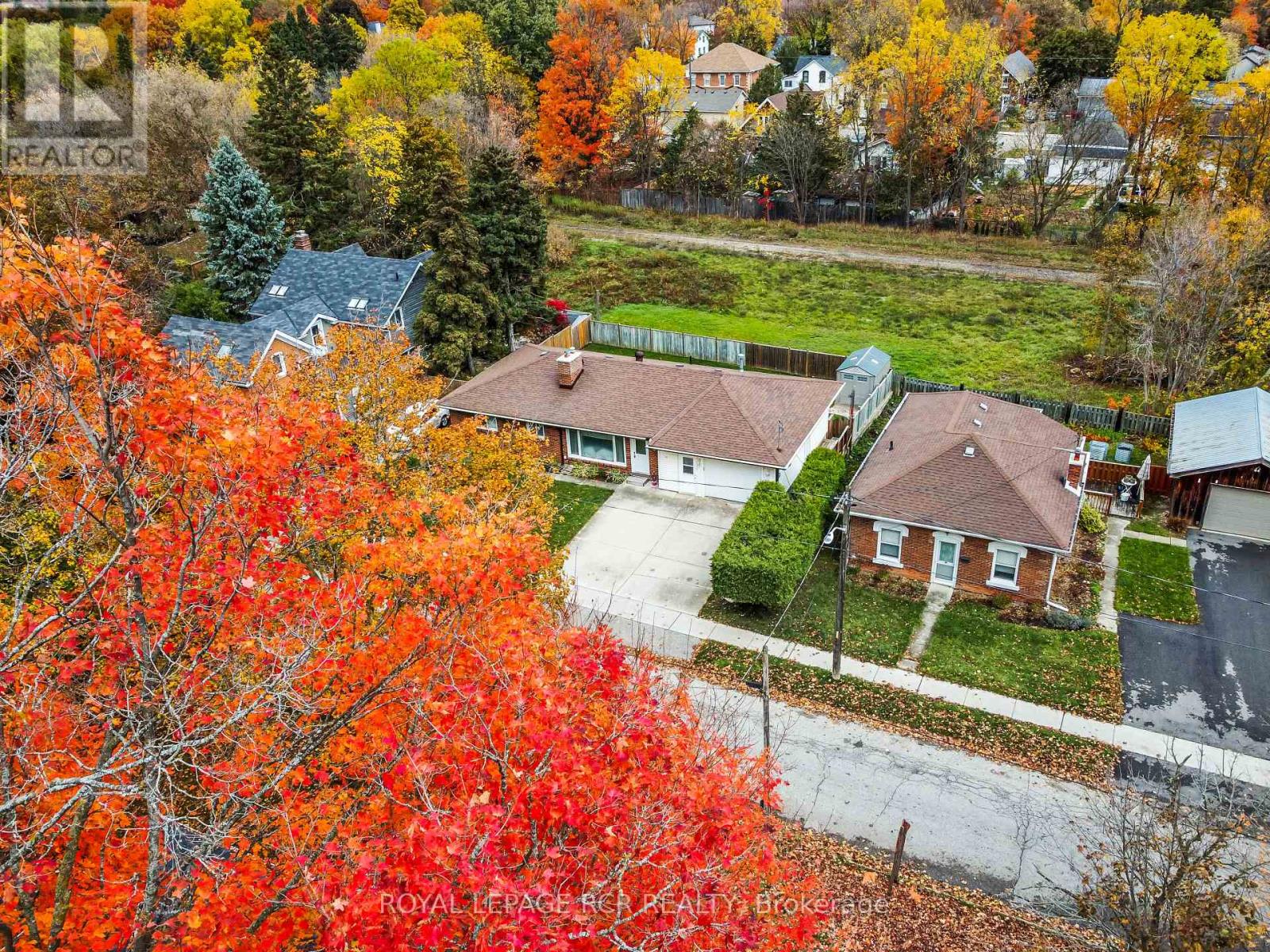 37 Margaret Street, Orangeville, Ontario  L9W 2N5 - Photo 34 - W12503096