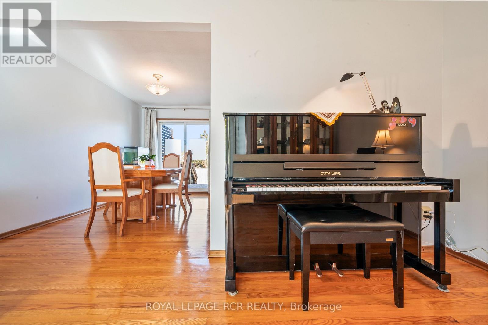 37 Margaret Street, Orangeville, Ontario  L9W 2N5 - Photo 5 - W12503096