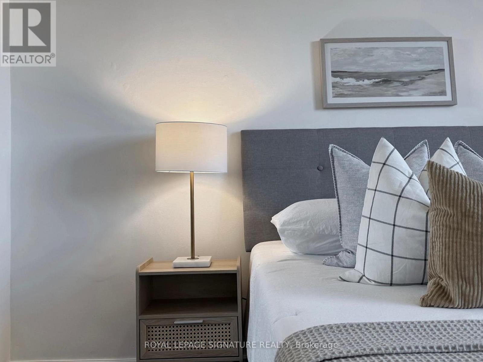 Ph09 - 80 Coe Hill Drive, Toronto, Ontario  M6S 3C9 - Photo 18 - W12503124