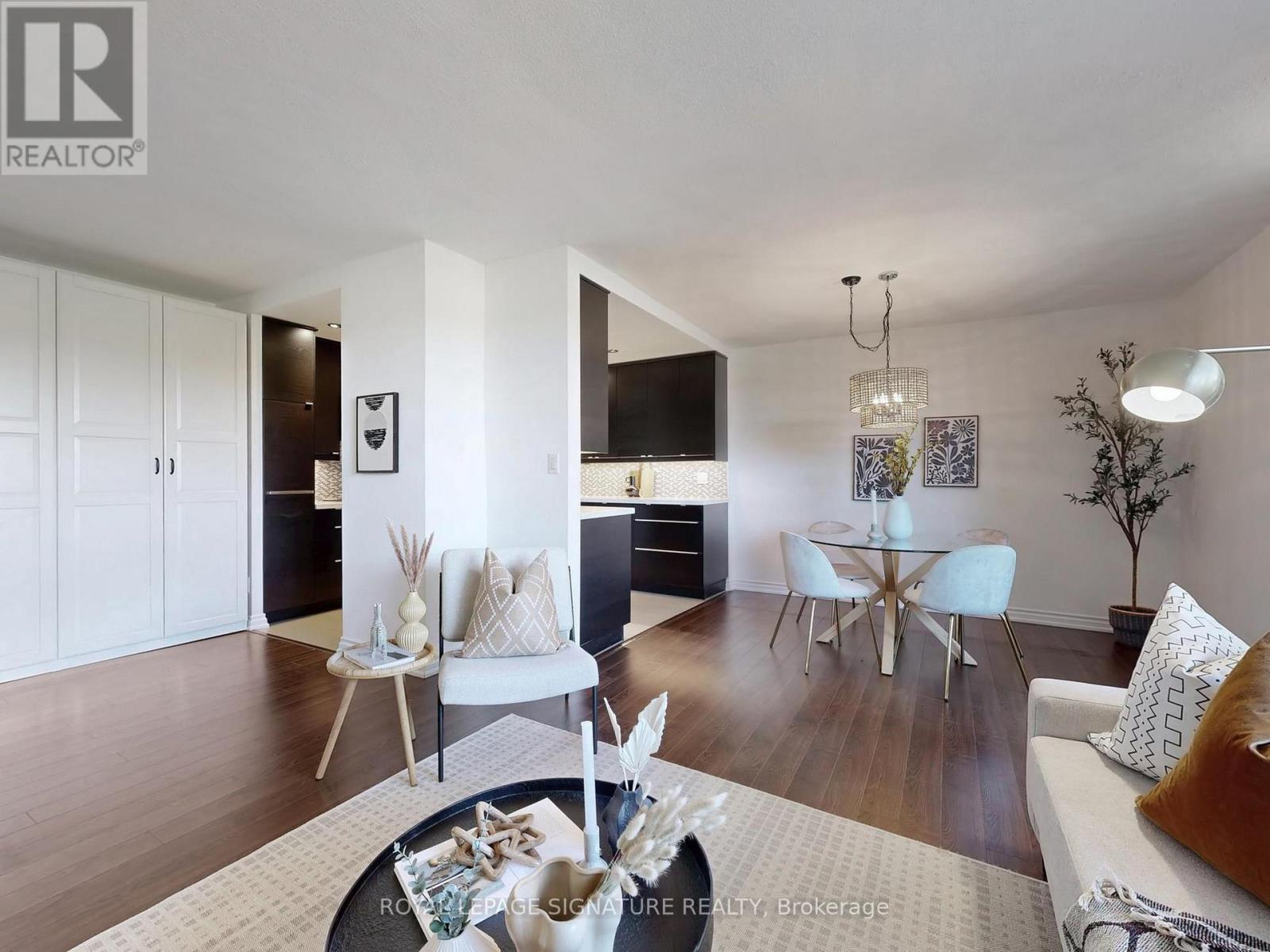 Ph09 - 80 Coe Hill Drive, Toronto, Ontario  M6S 3C9 - Photo 6 - W12503124