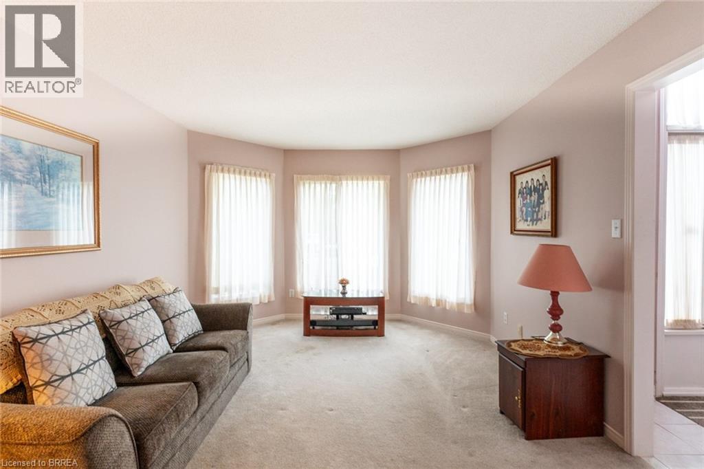 47 Maplecrest Lane, Brantford, Ontario  N3R 7T9 - Photo 7 - 40784349