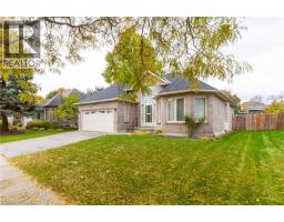 47 MAPLECREST Lane, Brantford, Ontario