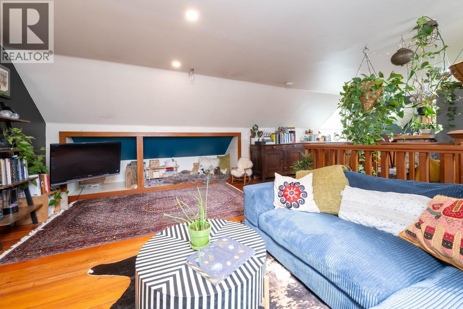 1449 E 10th Avenue, Vancouver, British Columbia  V5N 1X4 - Photo 23 - R3063945