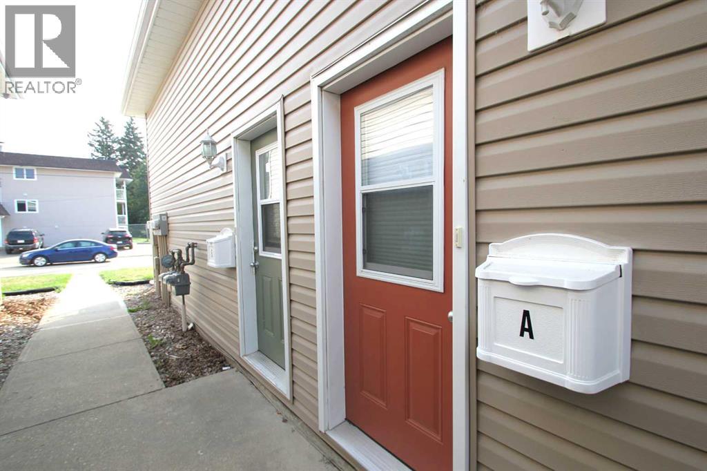 3809-3813 50 Street, Red Deer, Alberta  T4N 1W1 - Photo 4 - A2256418