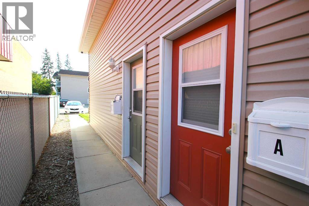 3809-3813 50 Street, Red Deer, Alberta  T4N 1W1 - Photo 13 - A2256418