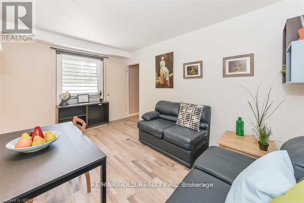 808 York Road, Guelph, Ontario  N1E 6A6 - Photo 3 - X12502940