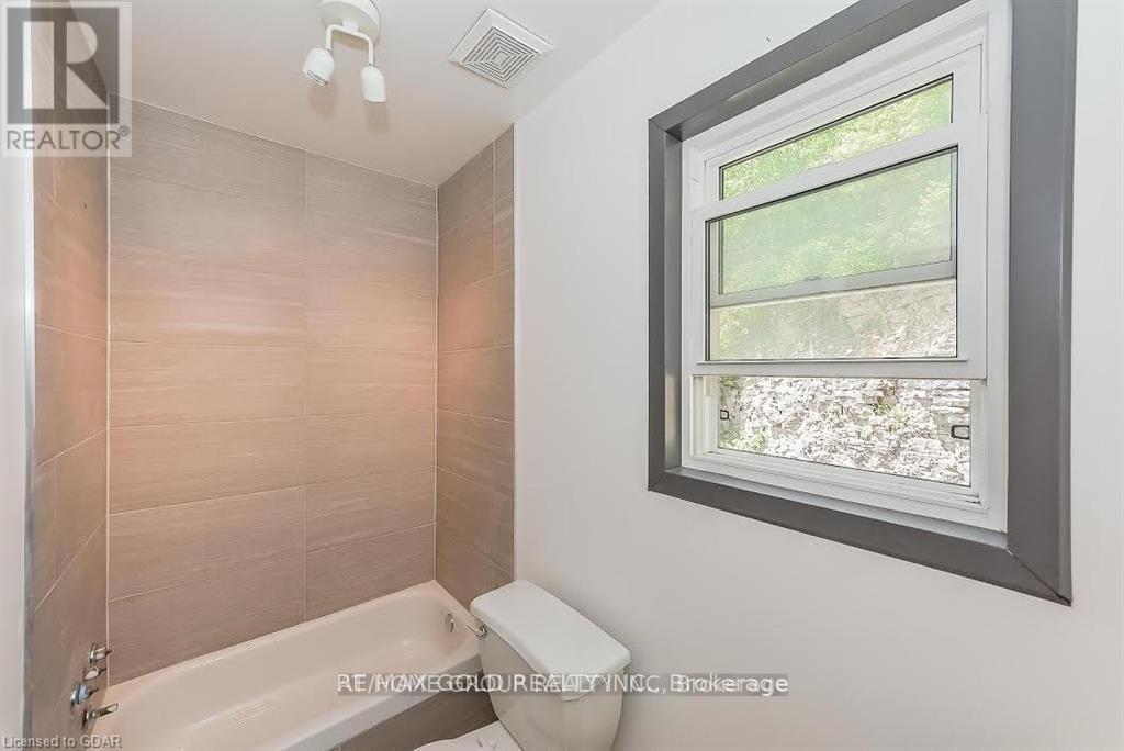 808 York Road, Guelph, Ontario  N1E 6A6 - Photo 6 - X12502940