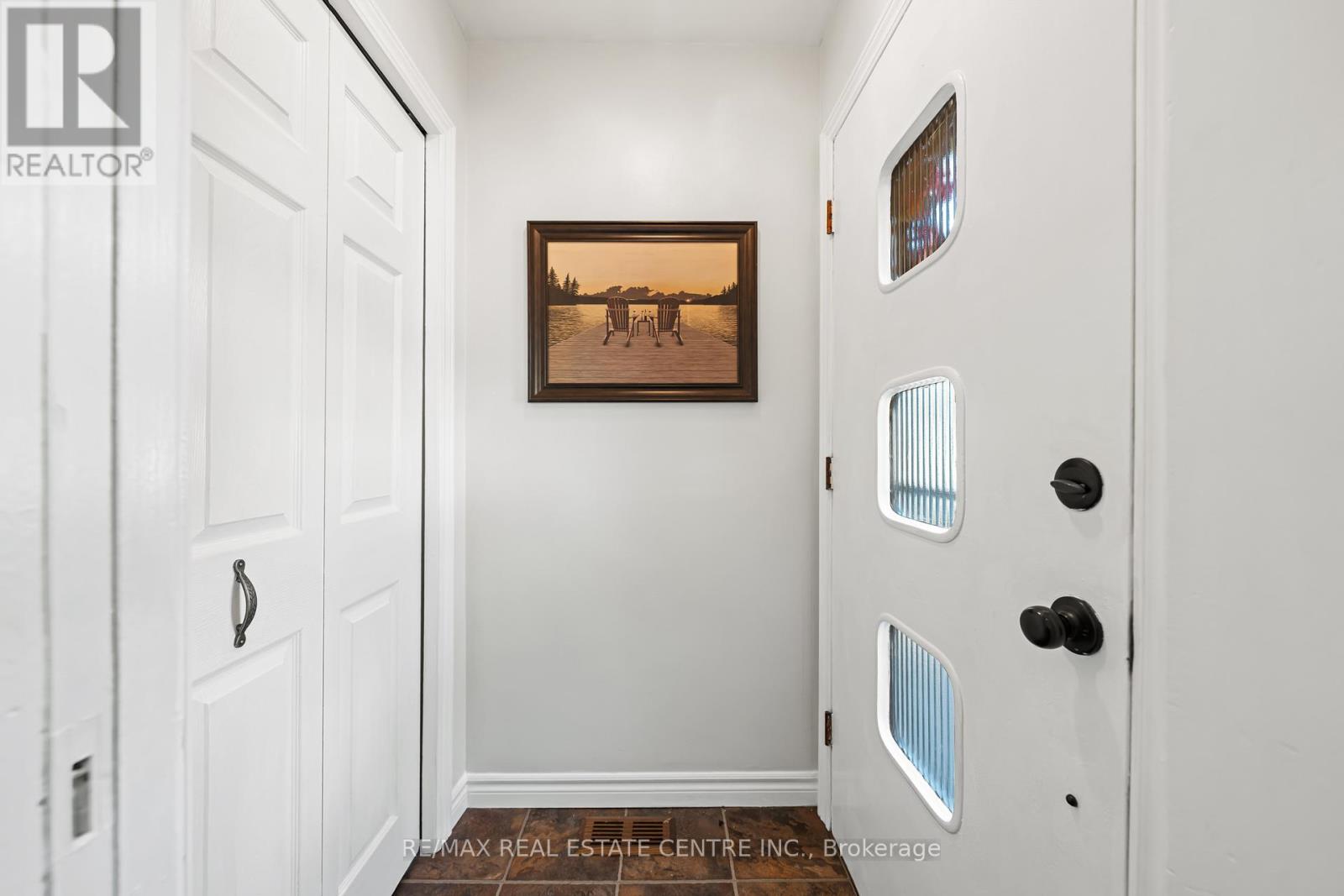 97 First Avenue, Cambridge, Ontario  N1S 2B4 - Photo 4 - X12503108