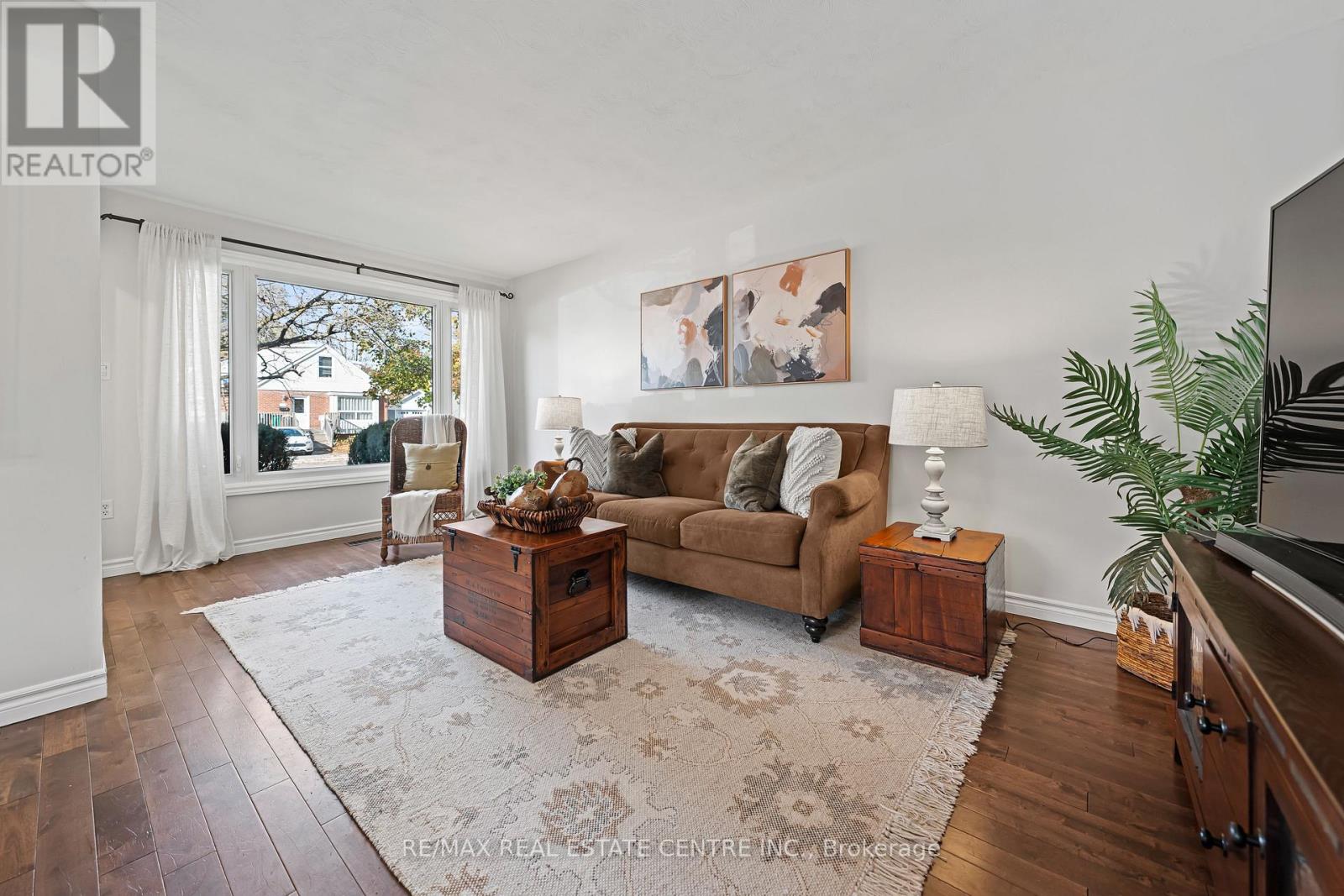 97 First Avenue, Cambridge, Ontario  N1S 2B4 - Photo 7 - X12503108