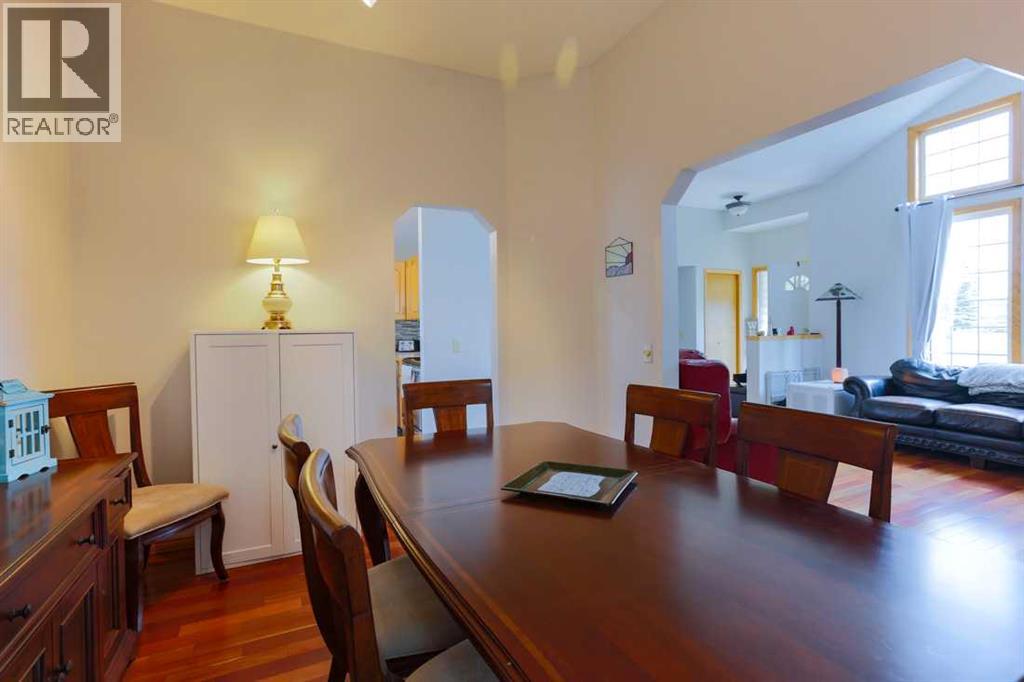 1118 Maple Avenue, Crossfield, Alberta  T0M 0S0 - Photo 5 - A2256547