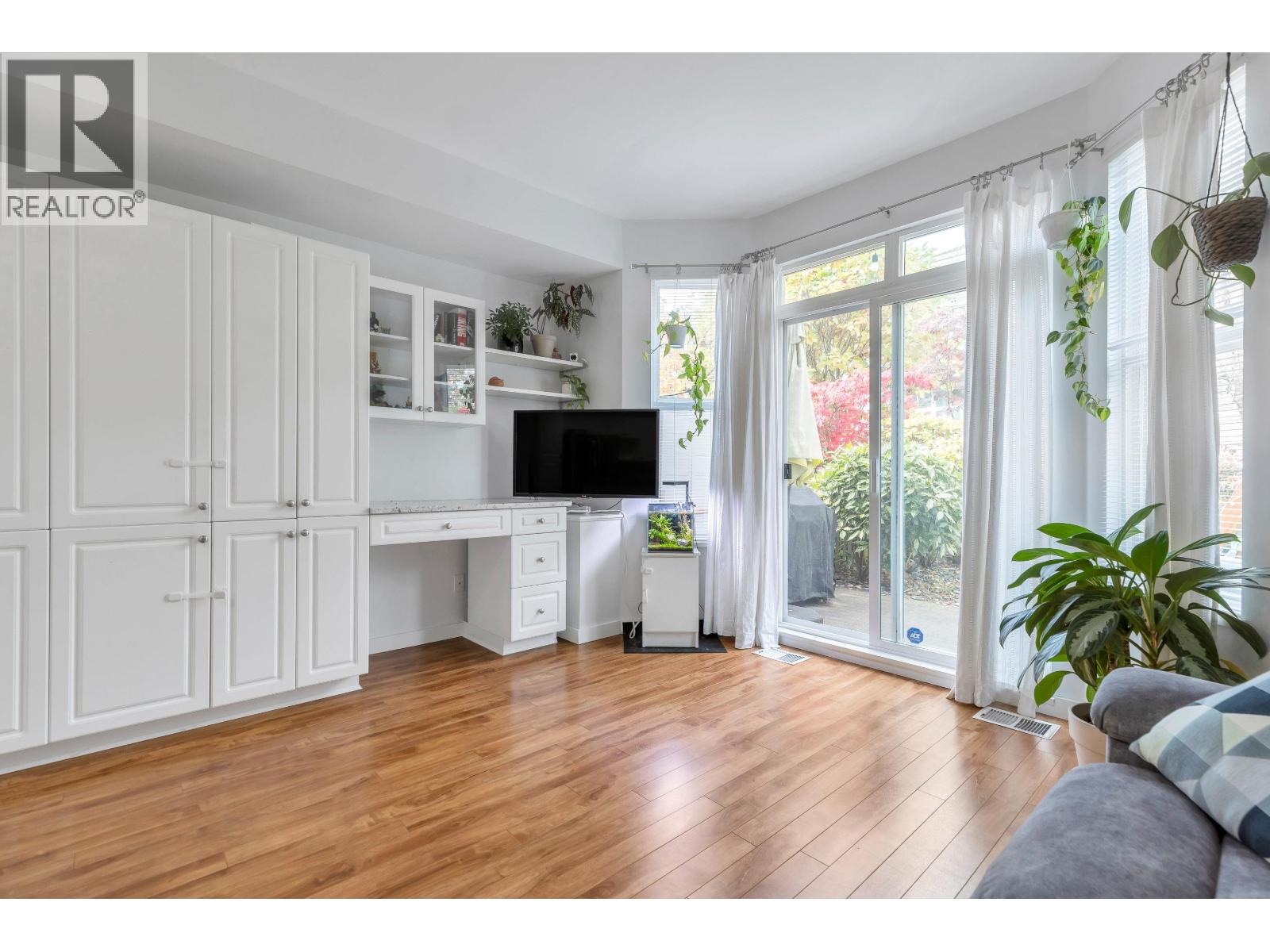 8533 Aquitania Place, Vancouver, British Columbia  V5S 4V7 - Photo 7 - R3063542