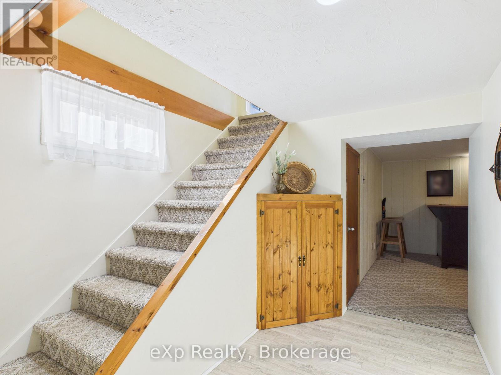 321 10th Avenue, Hanover, Ontario  N4N 2N4 - Photo 16 - X12496718