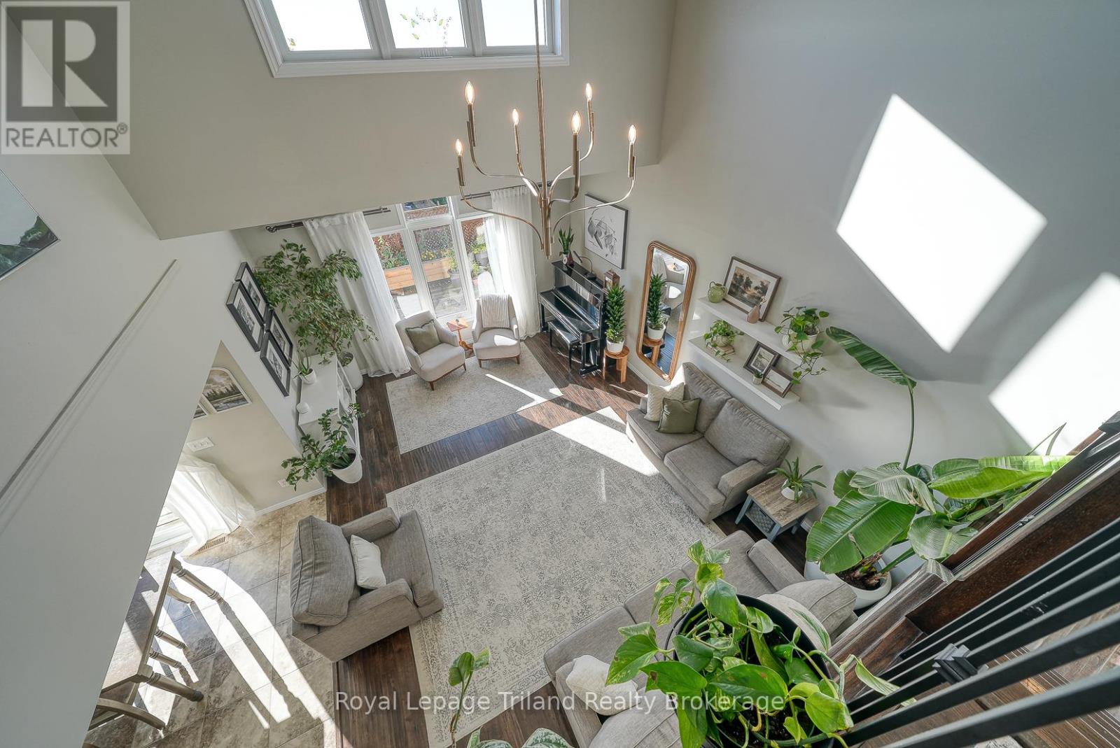 722 Frontenac Crescent, Woodstock, Ontario  N4V 0B1 - Photo 17 - X12503276