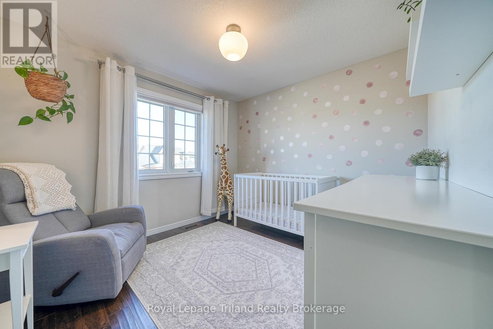 722 Frontenac Crescent, Woodstock, Ontario  N4V 0B1 - Photo 22 - X12503276