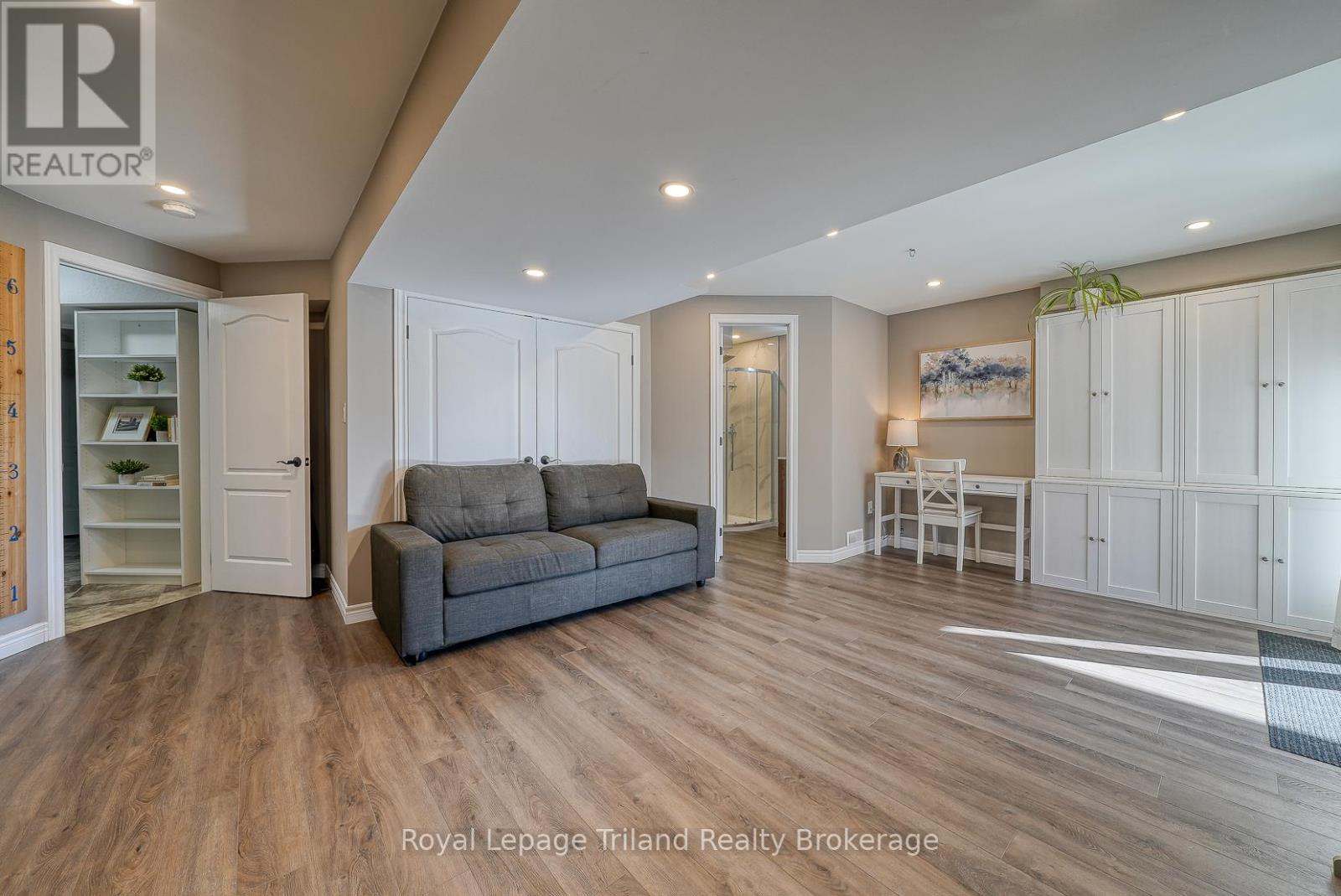 722 Frontenac Crescent, Woodstock, Ontario  N4V 0B1 - Photo 30 - X12503276