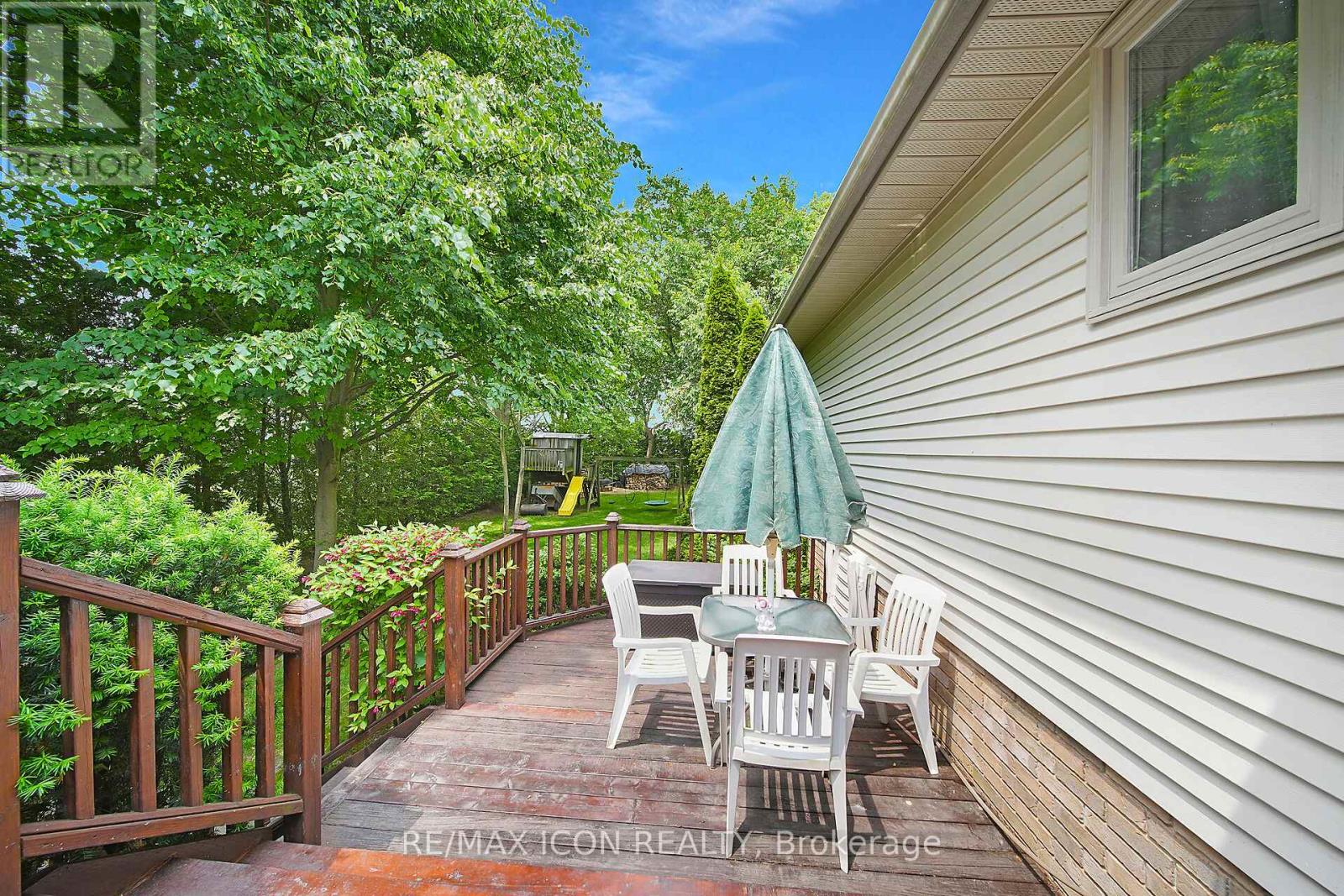 21 Lunn Lane, Dutton/dunwich (Wallacetown), Ontario  N0L 2M0 - Photo 41 - X12501788