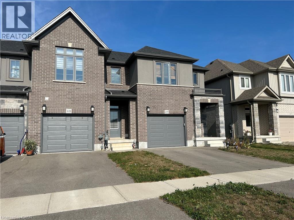 221 Grandville Circle, Paris, Ontario  N3L 0E8 - Photo 1 - 40785185