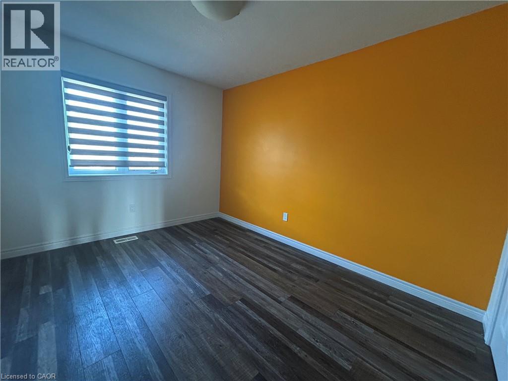 221 Grandville Circle, Paris, Ontario  N3L 0E8 - Photo 13 - 40785185