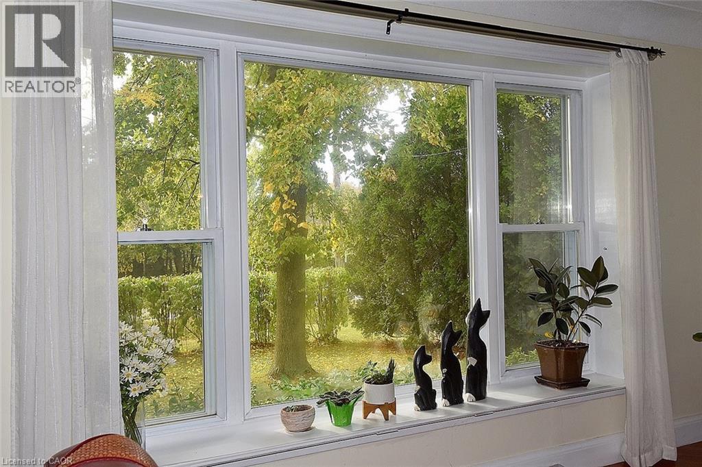 564 Evans Road, Waterdown, Ontario  L8B 0G7 - Photo 7 - 40784933