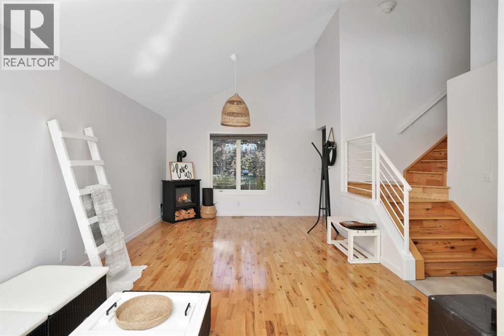 15 Pritchard Close, Sylvan Lake, Alberta  T4S 1W3 - Photo 4 - A2266878