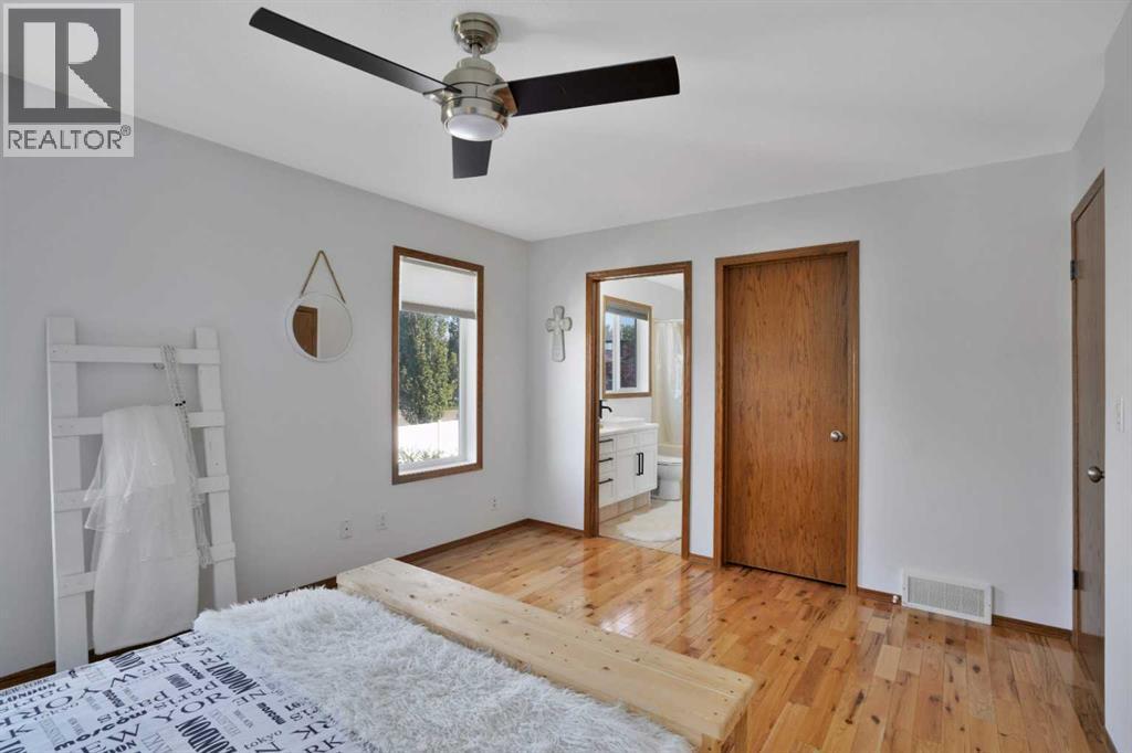 15 Pritchard Close, Sylvan Lake, Alberta  T4S 1W3 - Photo 17 - A2266878