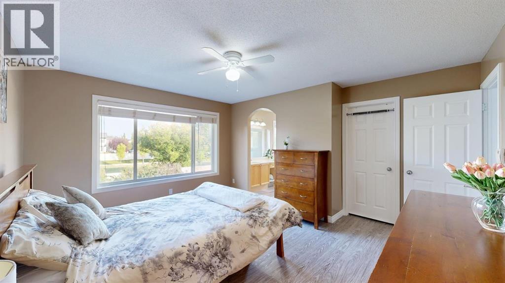 70 Crystalridge Close, Okotoks, Alberta  T1S 1X6 - Photo 14 - A2254078