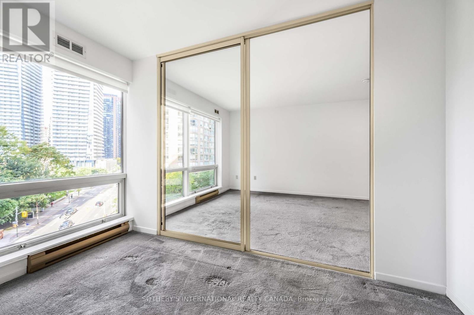 716 - 1001 Bay Street, Toronto, Ontario  M5S 3A6 - Photo 23 - C12461270