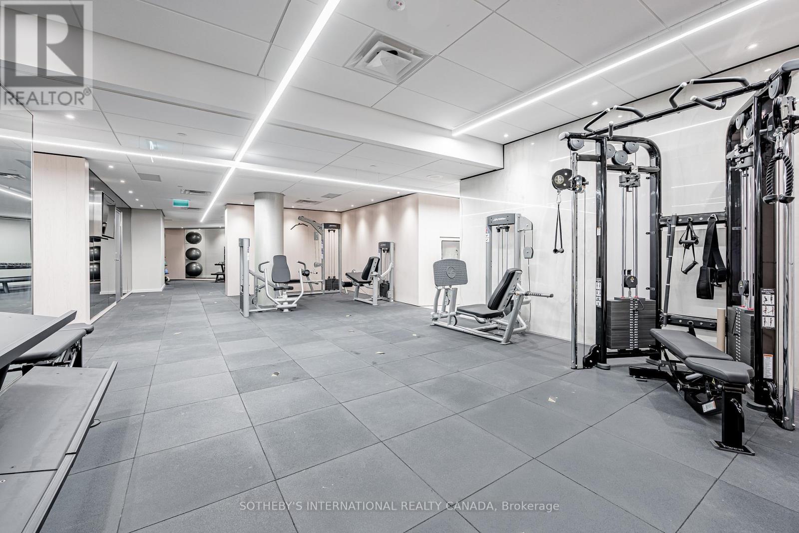 716 - 1001 Bay Street, Toronto, Ontario  M5S 3A6 - Photo 33 - C12461270