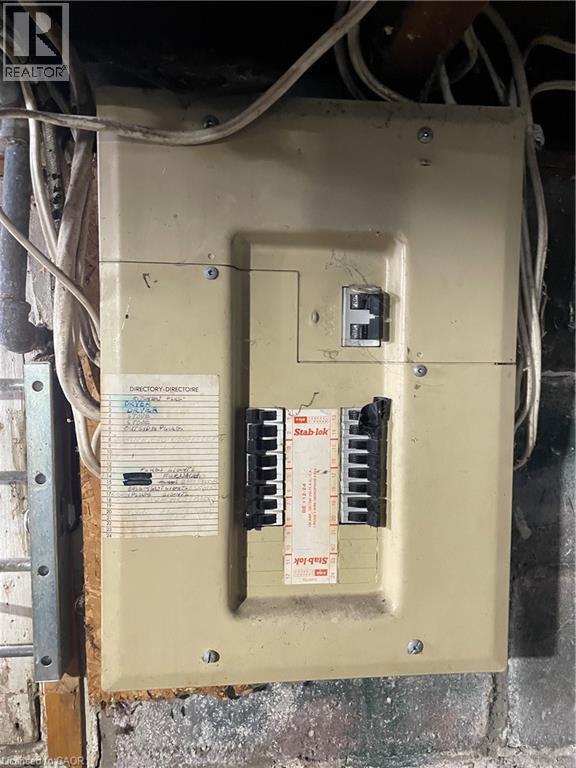 7 Stapleton Avenue, Hamilton, Ontario  L8H 3N4 - Photo 6 - 40778323