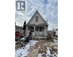 7 STAPLETON Avenue, Hamilton, Ontario