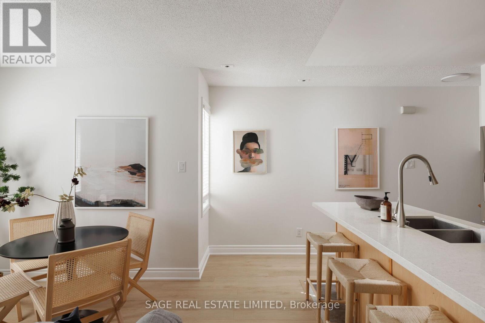 811 - 12 Sudbury Street, Toronto, Ontario  M6J 3W7 - Photo 5 - C12469997