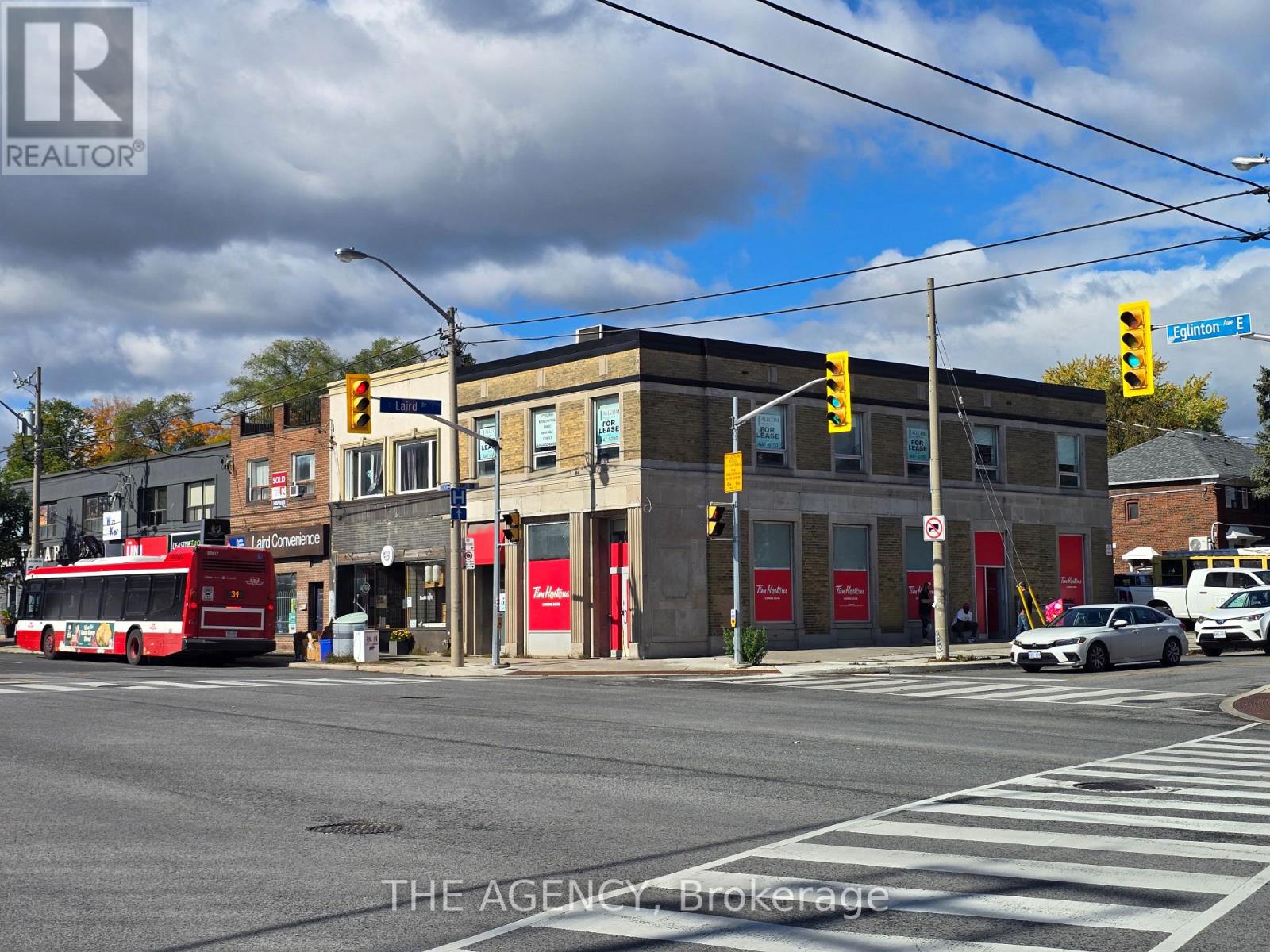 874 Eglinton Avenue E, Toronto, Ontario  M4G 2L1 - Photo 3 - C12471966