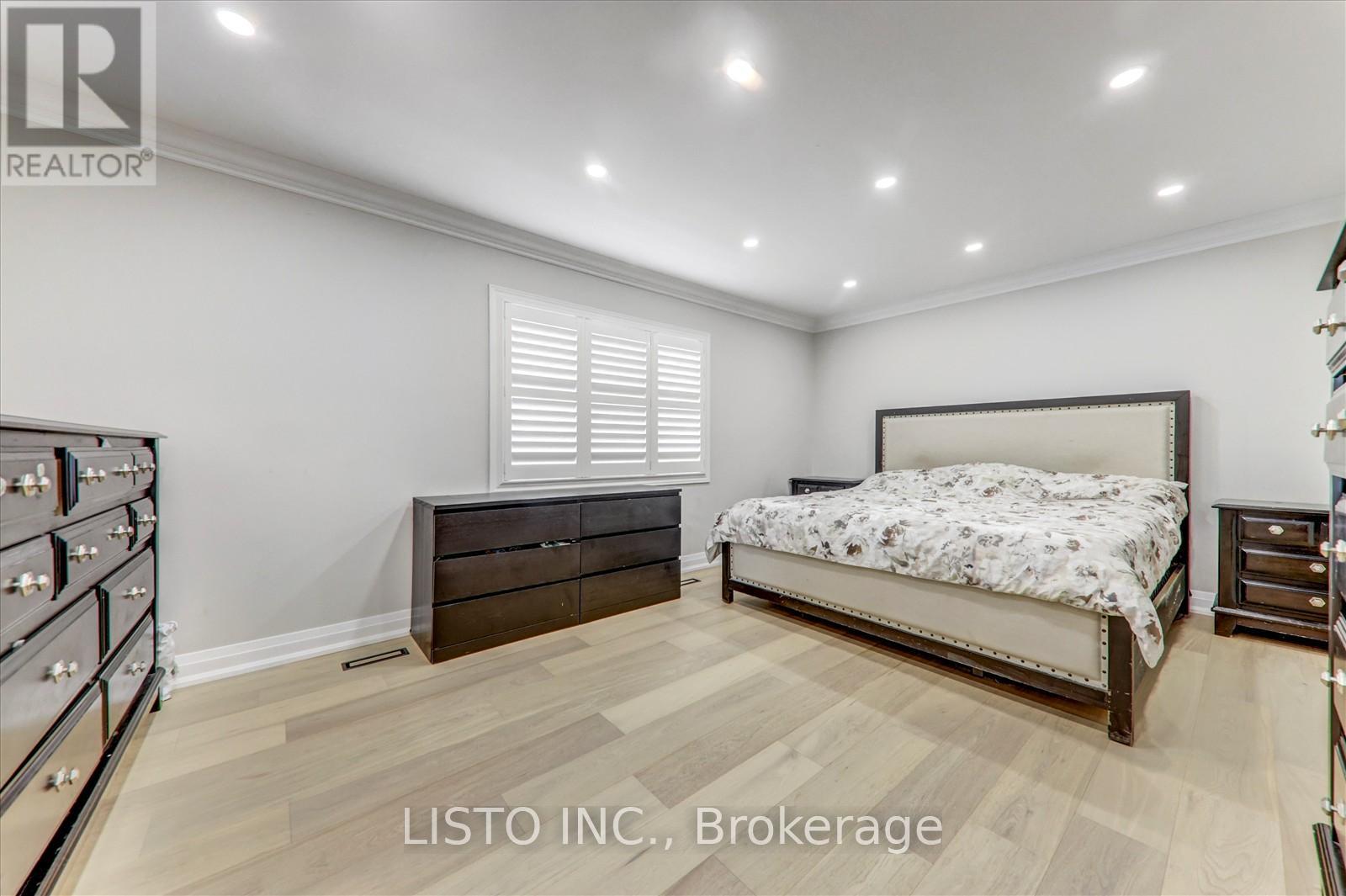 65 Warbler Circle, Toronto, Ontario  M1X 1V5 - Photo 17 - E12473892