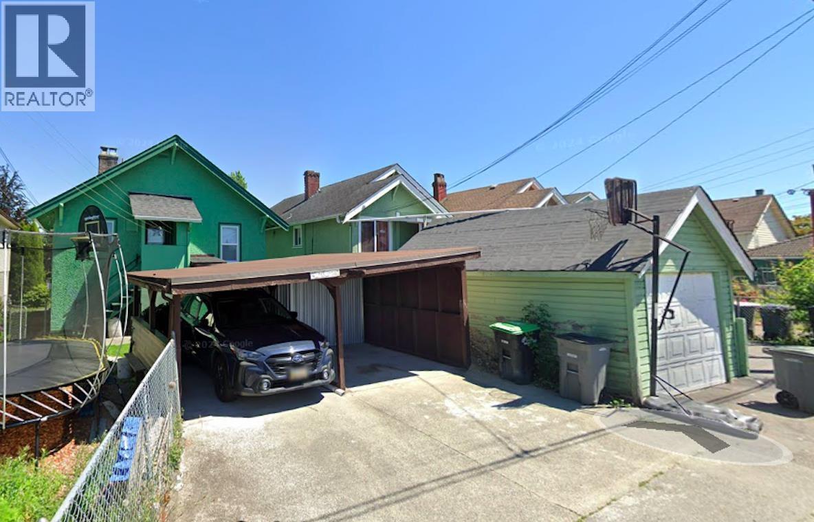 4139 Knight Street, Vancouver, British Columbia  V5N 3M1 - Photo 2 - R3063922