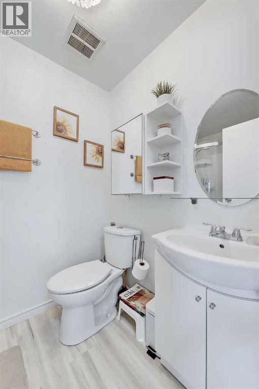102 Sabrina Road Sw, Calgary, Alberta  T2W 2T1 - Photo 16 - A2262585