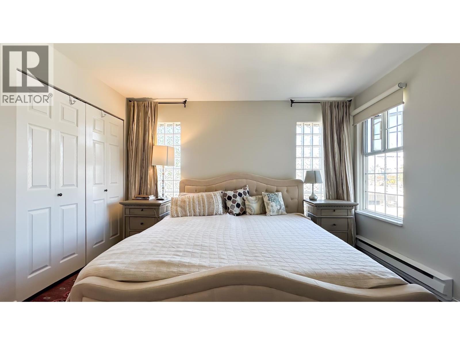 402 Ph2 2091 Vine Street, Vancouver, British Columbia  V6K 4P7 - Photo 9 - R3056466