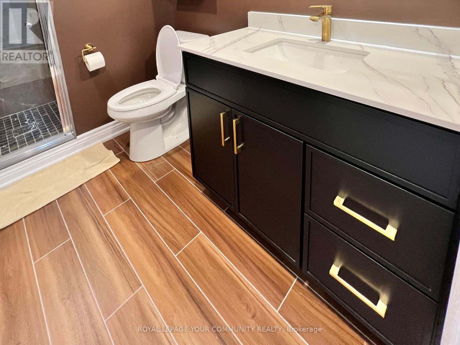 18 Macbride Crescent, Vaughan, Ontario  L6A 3R2 - Photo 8 - N12441706