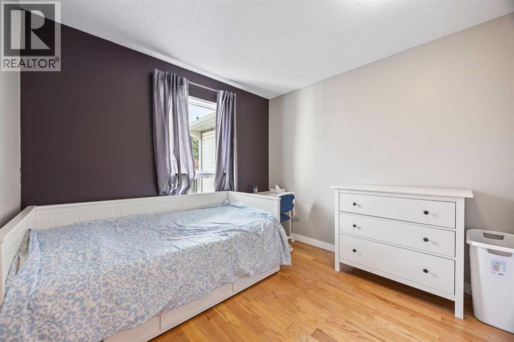 502 Signal Hill Green Sw, Calgary, Alberta  T3H 2Y4 - Photo 20 - A2267482