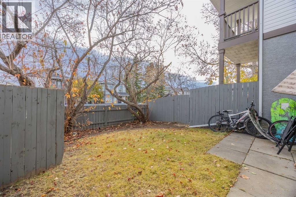502 Signal Hill Green Sw, Calgary, Alberta  T3H 2Y4 - Photo 24 - A2267482
