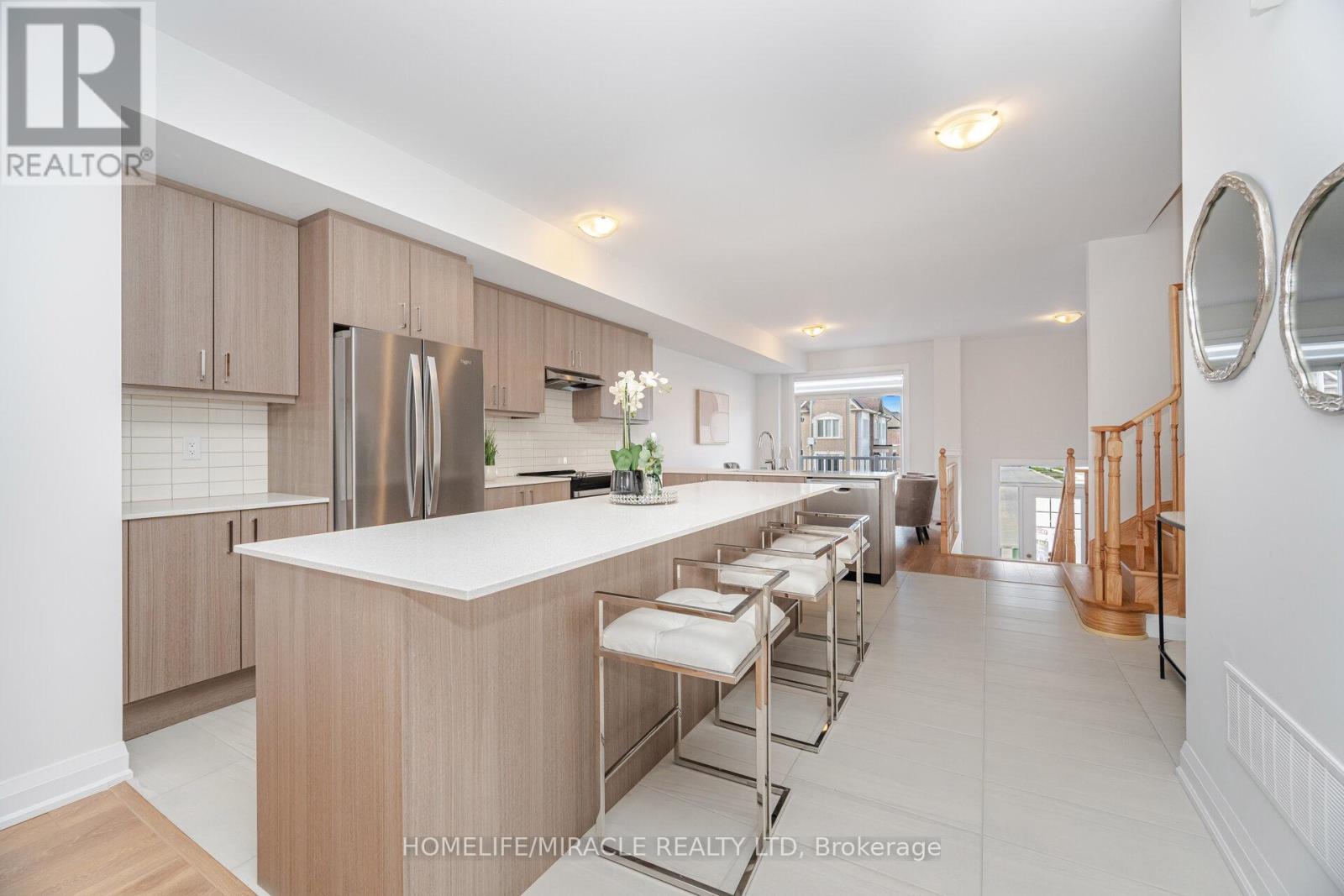 151 Seguin Street, Richmond Hill, Ontario  L4E 2Y9 - Photo 8 - N12493270