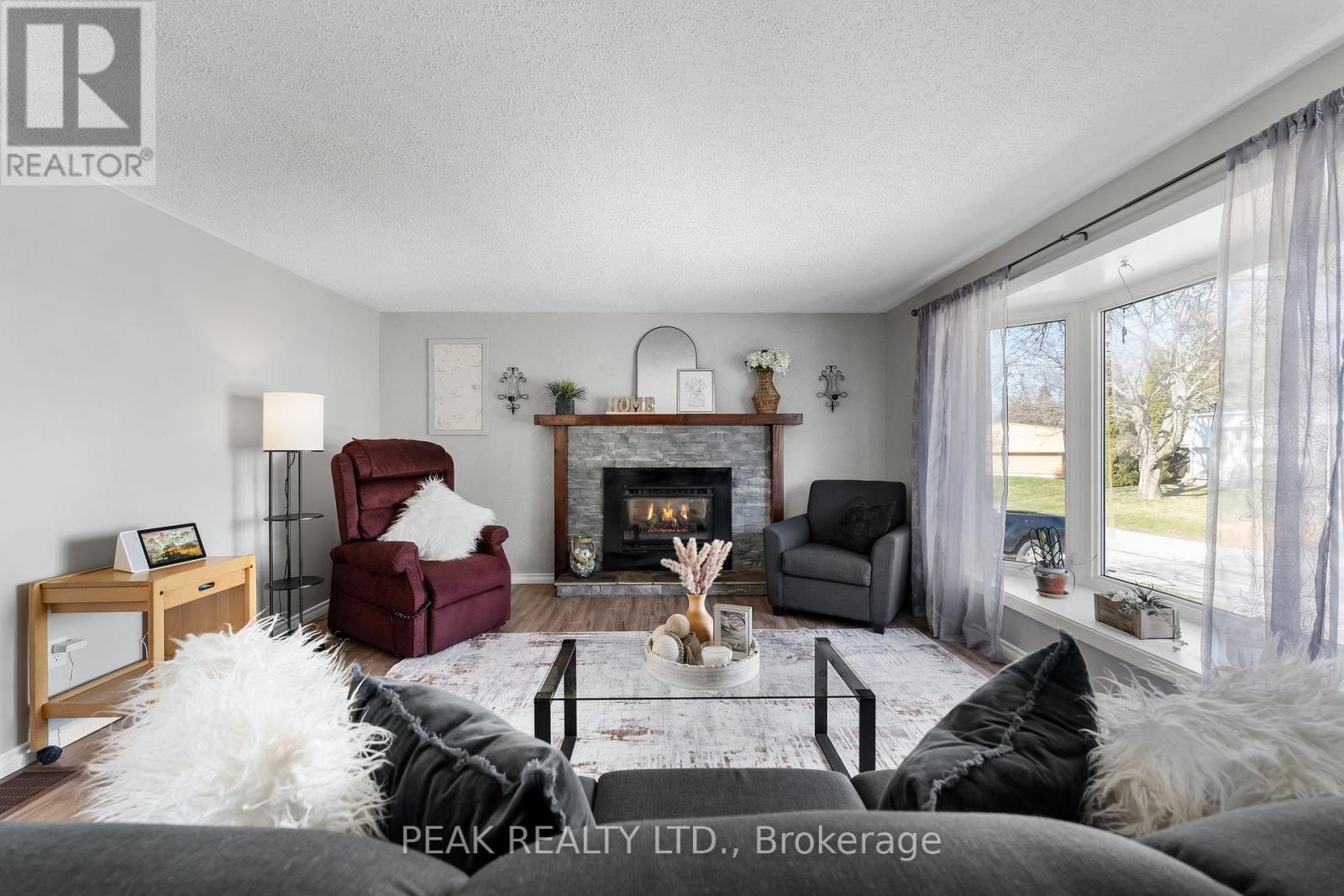 71 Bluffs Road, Clarington, Ontario  L1B 1A6 - Photo 12 - E12455324