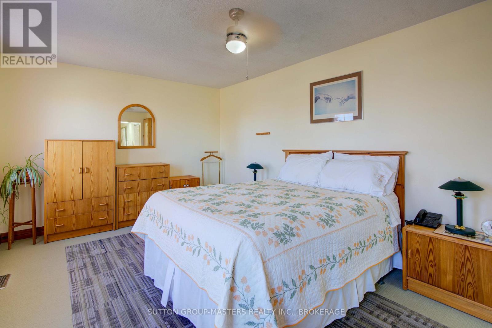 8 Hawley Court, Loyalist (Bath), Ontario  K0H 1G0 - Photo 27 - X12503280