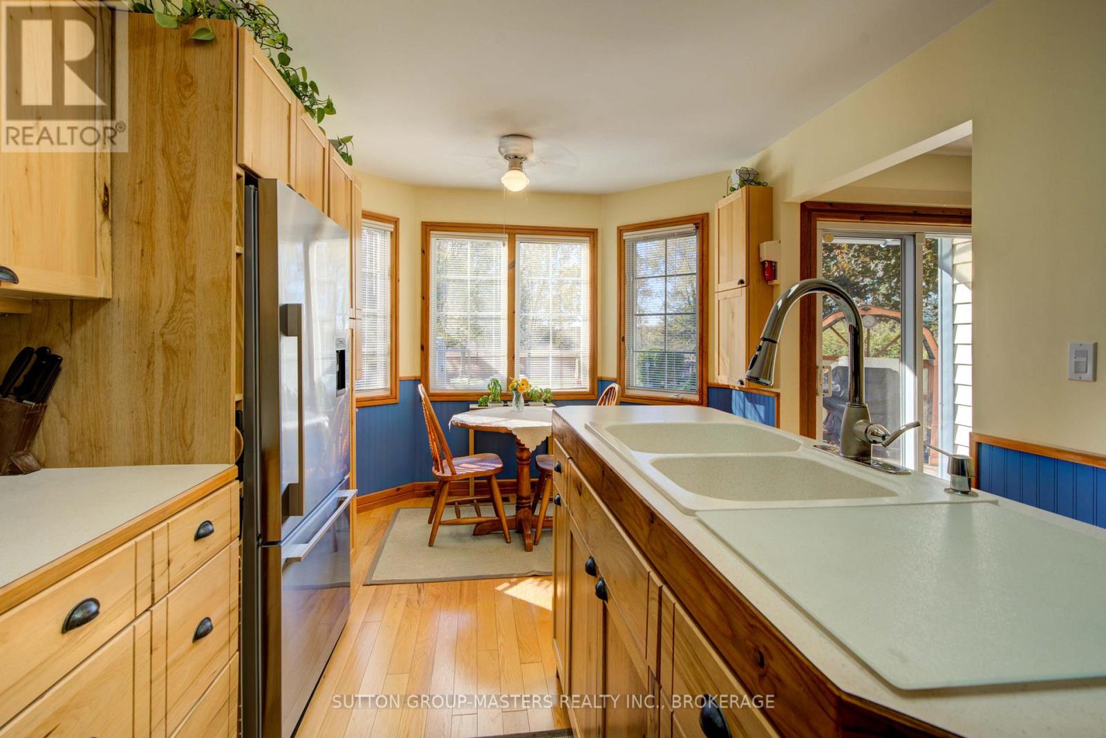 8 Hawley Court, Loyalist (Bath), Ontario  K0H 1G0 - Photo 13 - X12503280