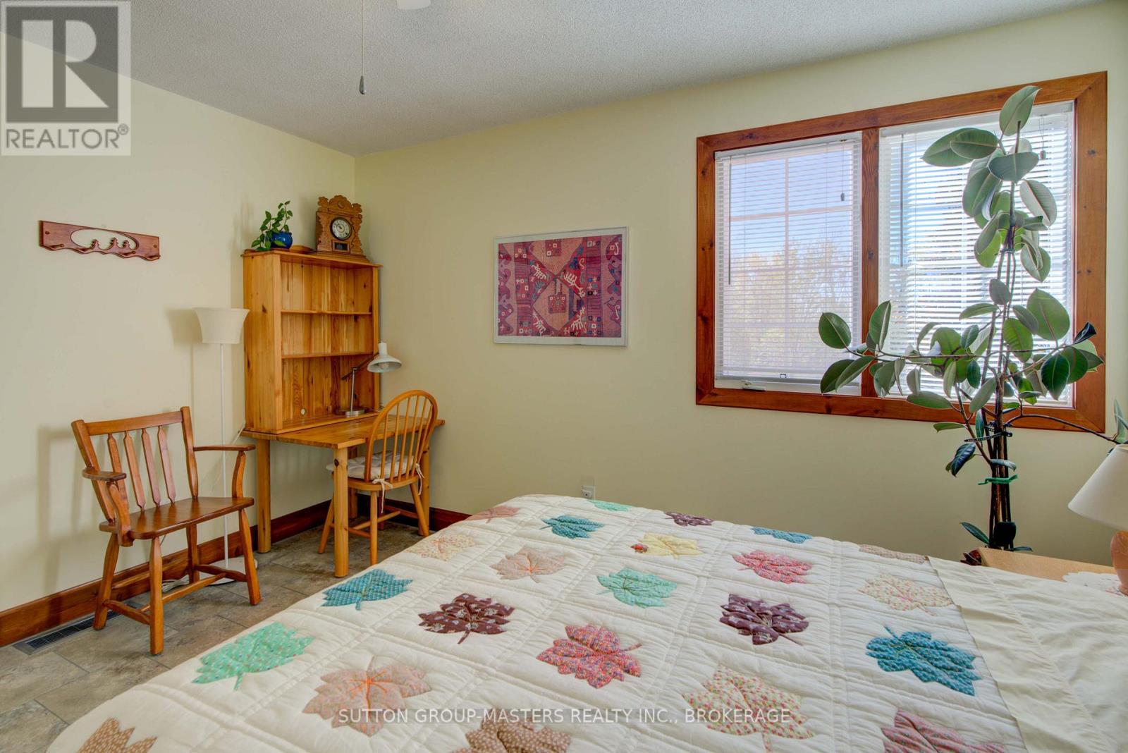 8 Hawley Court, Loyalist (Bath), Ontario  K0H 1G0 - Photo 25 - X12503280