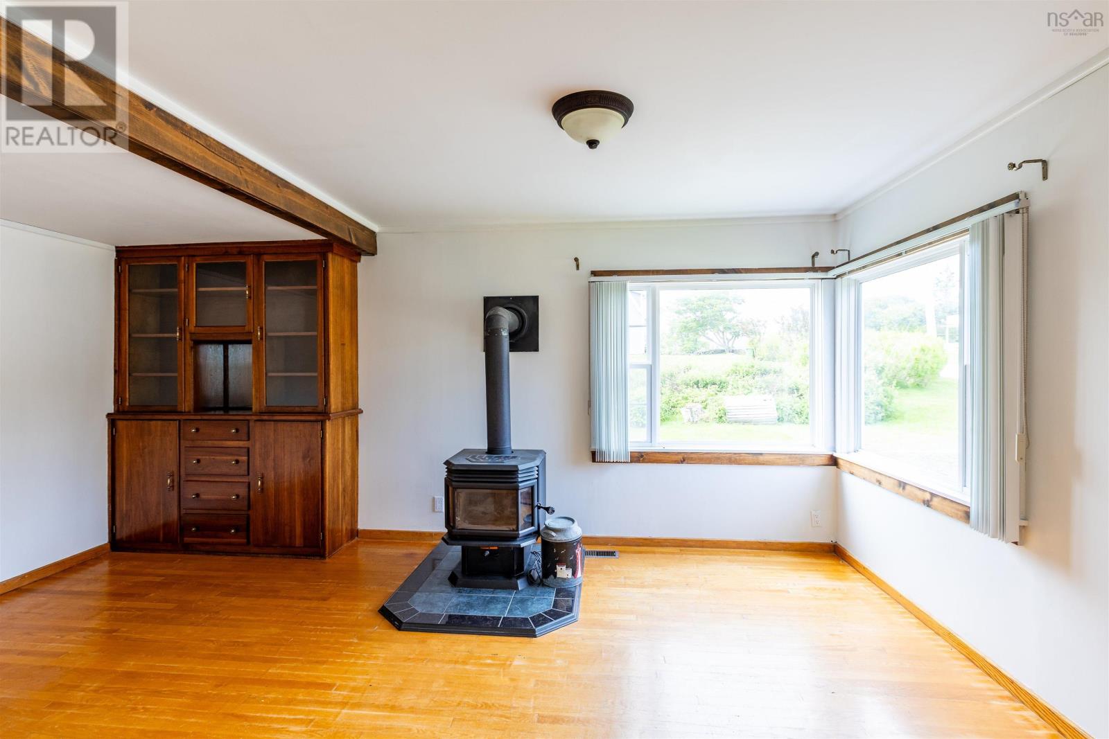 1415 Highway 304, Cape Forchu, Nova Scotia  B5A 5G7 - Photo 7 - 202510115