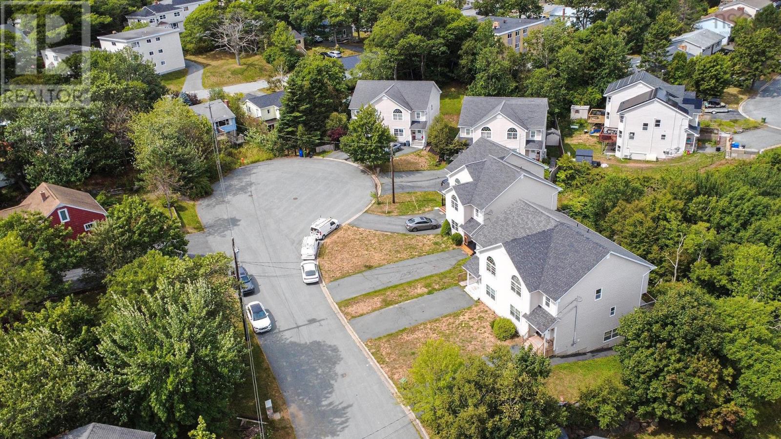 Property at 7 Hubleys Drive image 3