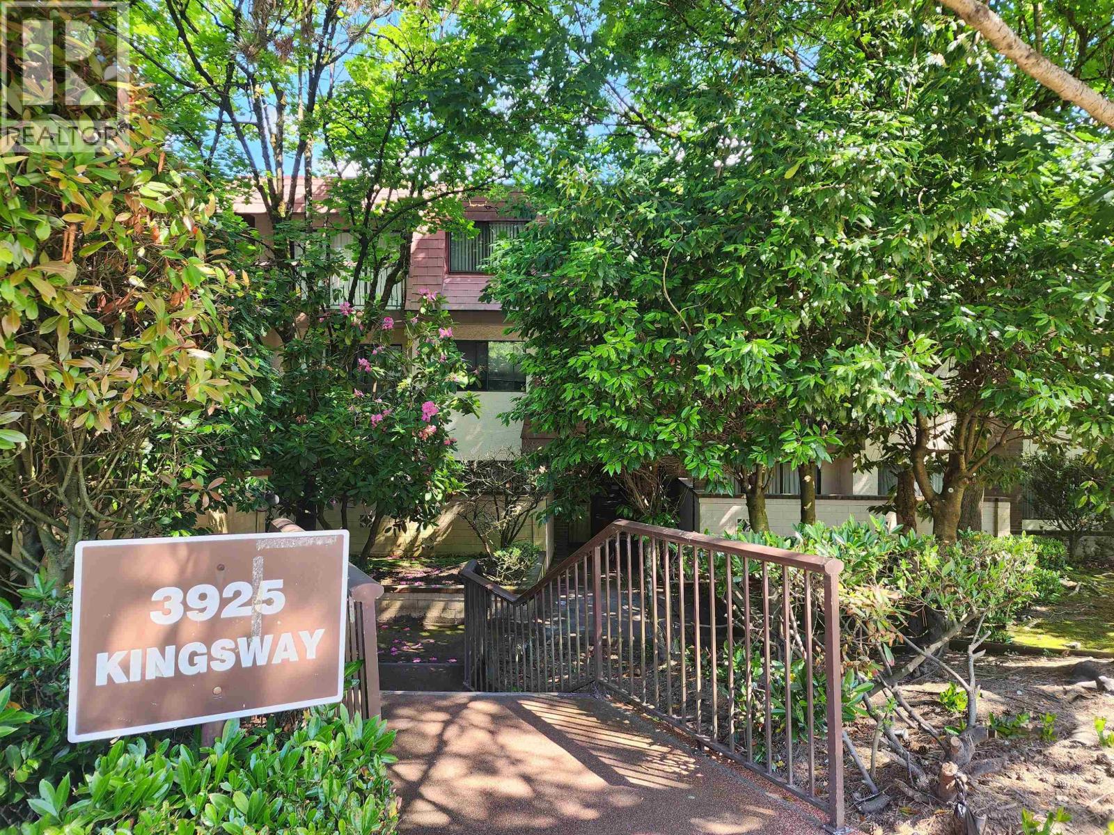 204 3925 KINGSWAY STREET, Burnaby, British Columbia