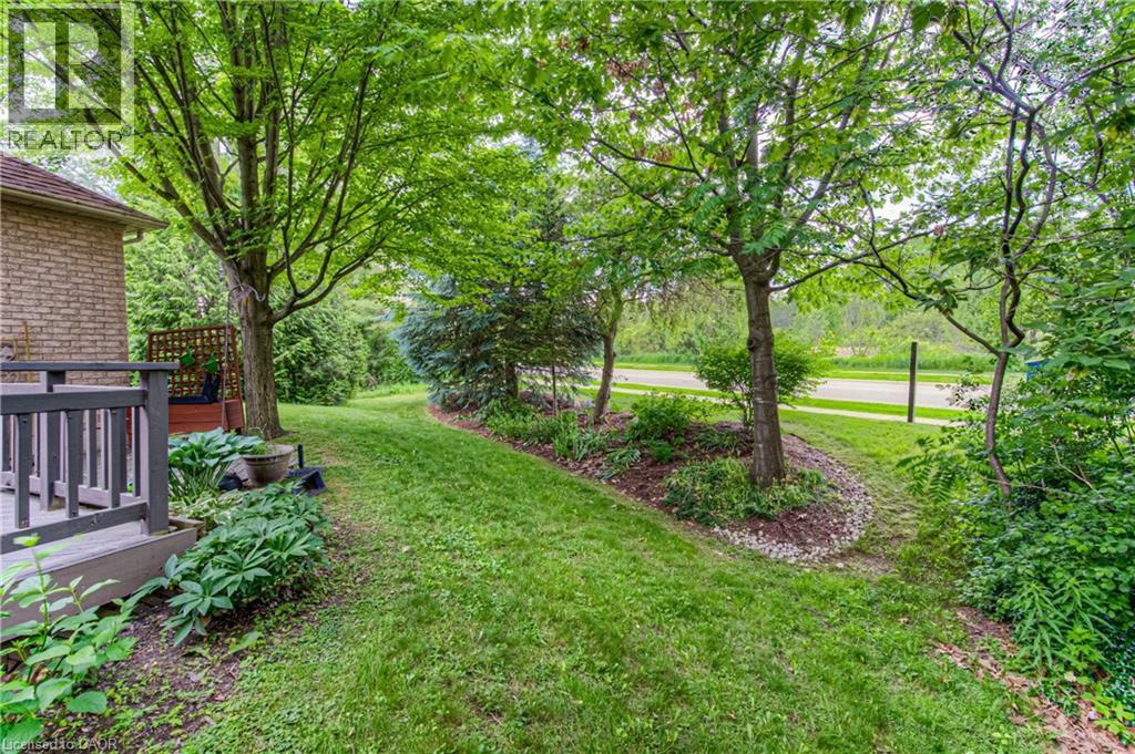 100 Idle Creek Drive Unit# 19, Kitchener, Ontario  N2A 4H3 - Photo 2 - 40780716